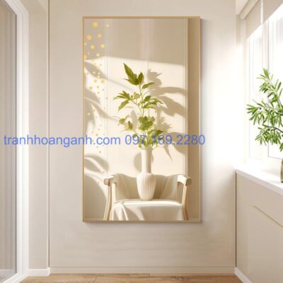 Tranh dọc hiện đại trắng tinh khôi họa tiết chậu hoa